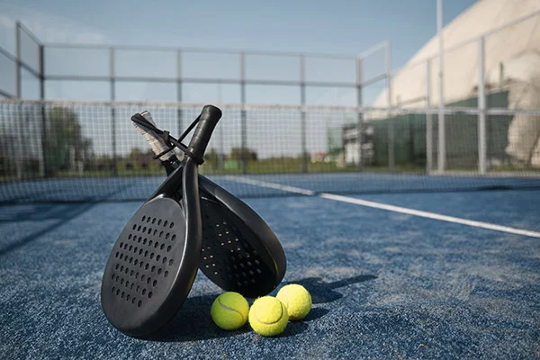 césped artificial para jugar al pádel